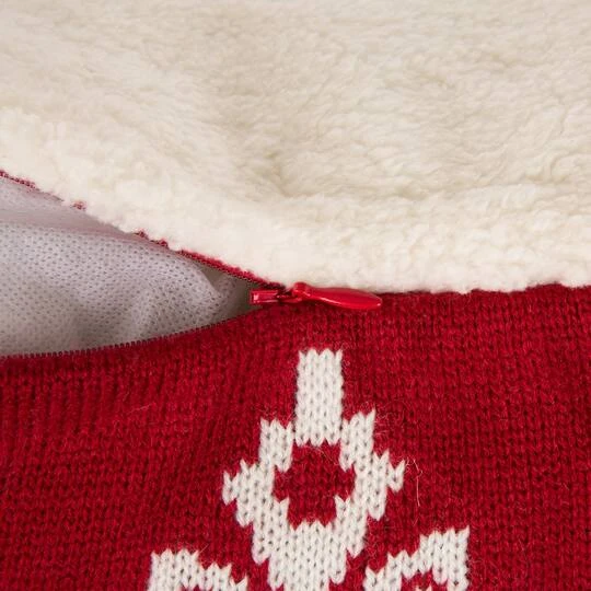 Glitzhome® Knitted Snowflake Stockings, Tree Skirt & Pillow Cover Set 9 Glitzhome® Knitted Snowflake Stockings, Tree Skirt & Pillow Cover Set - Image 9