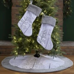 Glitzhome® White Fleece Christmas Stocking & Tree Skirt Set -Northlight Decor Store D252909S 2