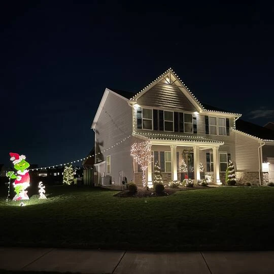 Northlight 100ct. Faceted LED C9 Christmas String Lights Warm White 10 Northlight 100ct. Faceted LED C9 Christmas String Lights Warm White - Image 10