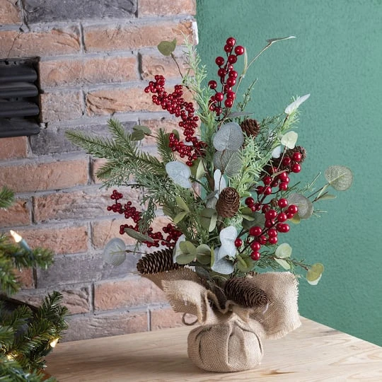Glitzhome® Christmas Pine, Eucalyptus & Berry Tree 4 Glitzhome® Christmas Pine, Eucalyptus & Berry Tree - Image 4