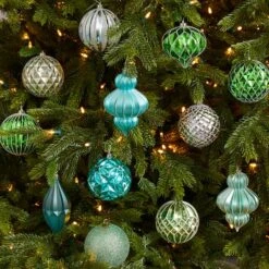 12ct. 4" Green & Silver Shatterproof Luxe Ornament Set -Northlight Decor Store D322192S 4