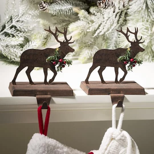 Glitzhome 7" Wooden & Metal Reindeer Stocking Holder 3 Glitzhome 7" Wooden & Metal Reindeer Stocking Holder - Image 3