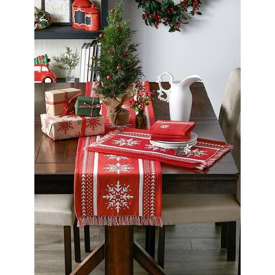 DII® Nordic Snowflake Stripe Jacquard Placemats, 4ct. 11 DII® Nordic Snowflake Stripe Jacquard Placemats, 4ct. - Image 11